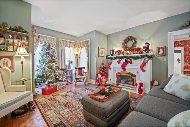 121 WATERTOWN STREET, Ripon, WI 54971