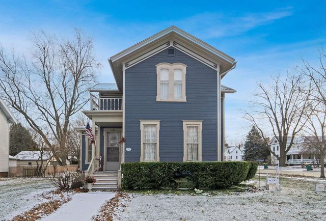 121 WATERTOWN STREET, Ripon, WI 54971