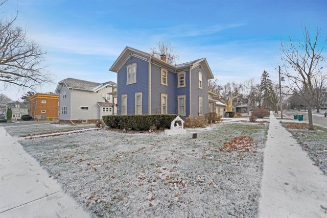 121 WATERTOWN STREET, Ripon, WI 54971