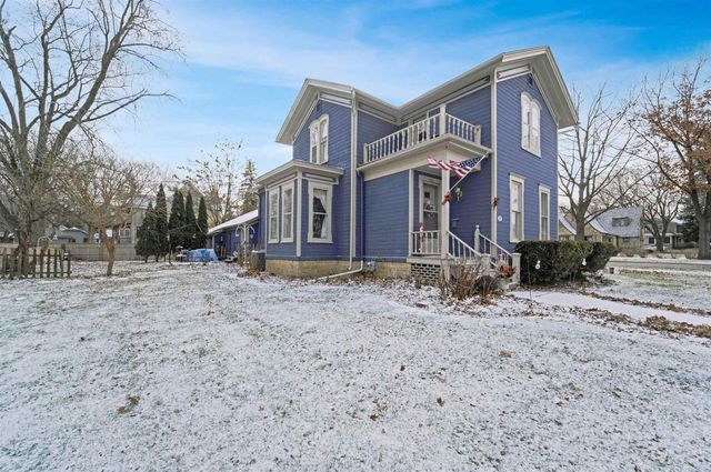 121 WATERTOWN STREET, Ripon, WI 54971