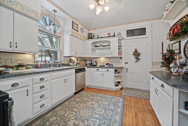 121 WATERTOWN STREET, Ripon, WI 54971