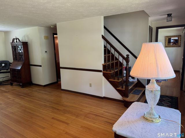 23 Maplewood Drive, Ellington, CT 06029