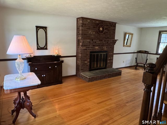 23 Maplewood Drive, Ellington, CT 06029