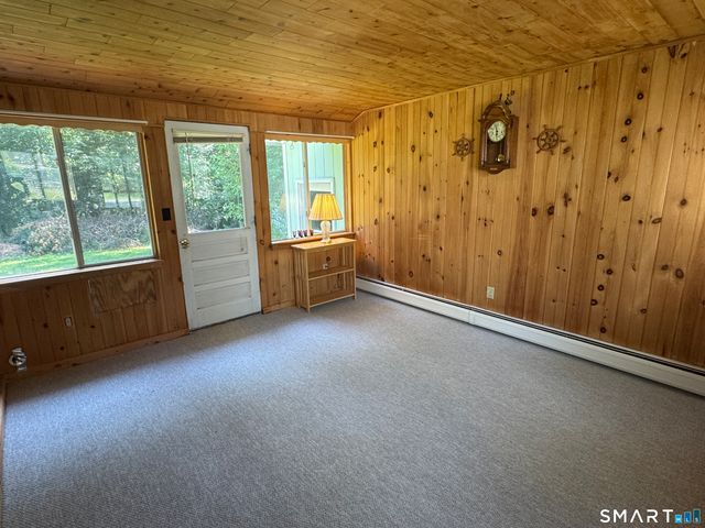 23 Maplewood Drive, Ellington, CT 06029