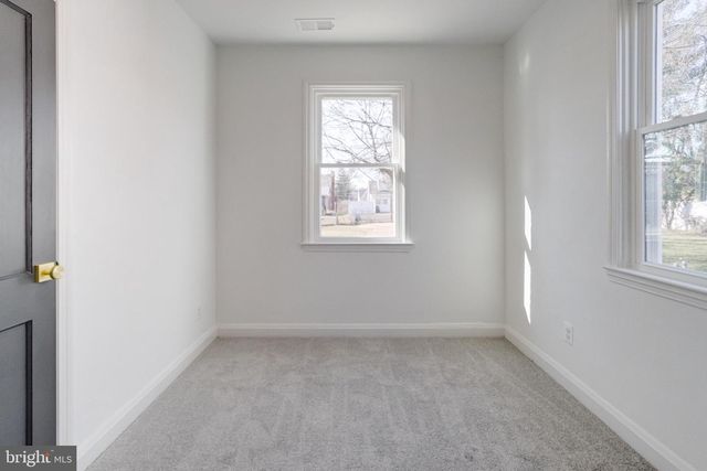 3724 SYLVAN DR, Baltimore, MD 21207