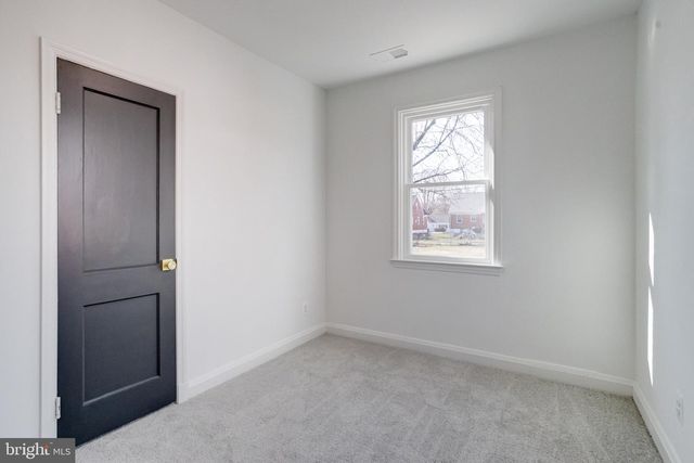 3724 SYLVAN DR, Baltimore, MD 21207