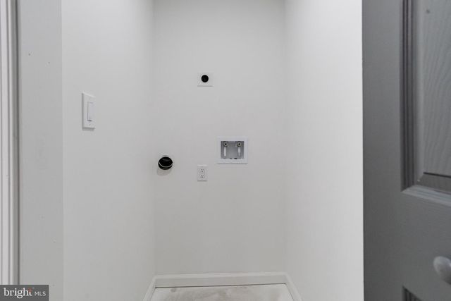 3724 SYLVAN DR, Baltimore, MD 21207