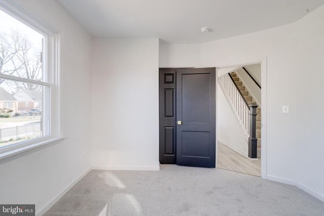 3724 SYLVAN DR, Baltimore, MD 21207