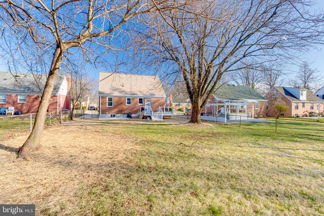 3724 SYLVAN DR, Baltimore, MD 21207