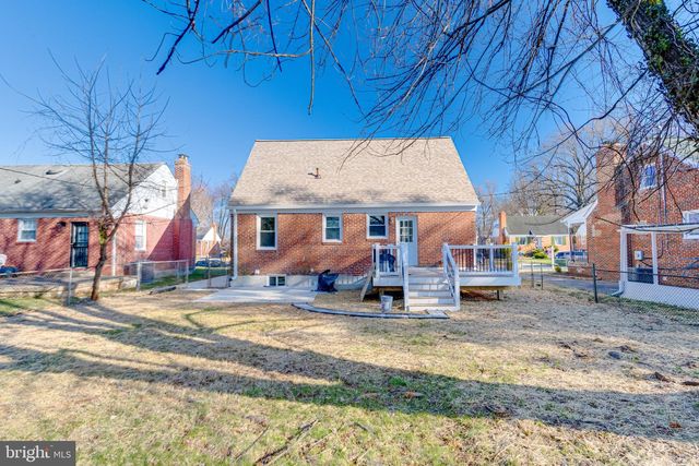 3724 SYLVAN DR, Baltimore, MD 21207