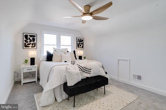 3724 SYLVAN DR, Baltimore, MD 21207