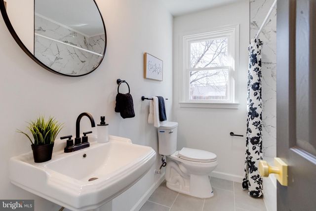 3724 SYLVAN DR, Baltimore, MD 21207