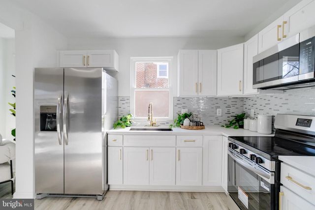 3724 SYLVAN DR, Baltimore, MD 21207