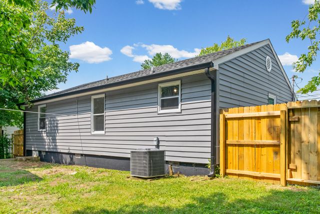 216 Tobacco Rd, Clarksville, TN 37042
