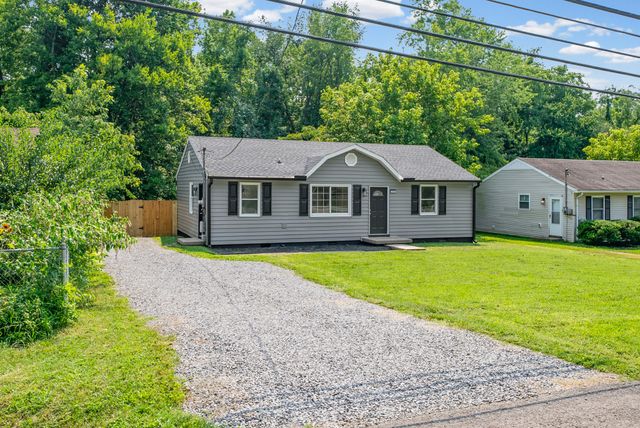 216 Tobacco Rd, Clarksville, TN 37042
