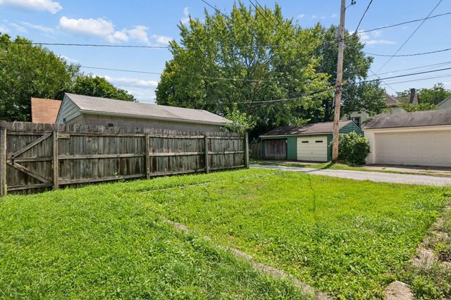 1612 Bruck Street, Columbus, OH 43207