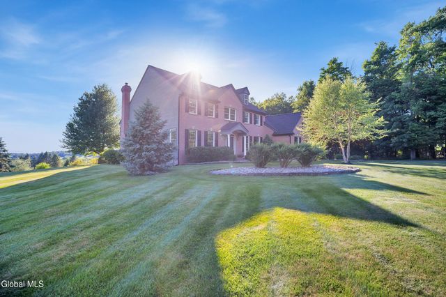 1 Tansy Court, North Greenbush, NY 12198