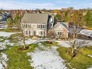 8980 BARDWELL Lane, Lakewood, IL 60014