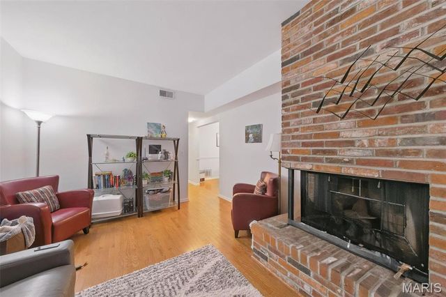 4500 McPherson Avenue 2W, St Louis, MO 63108