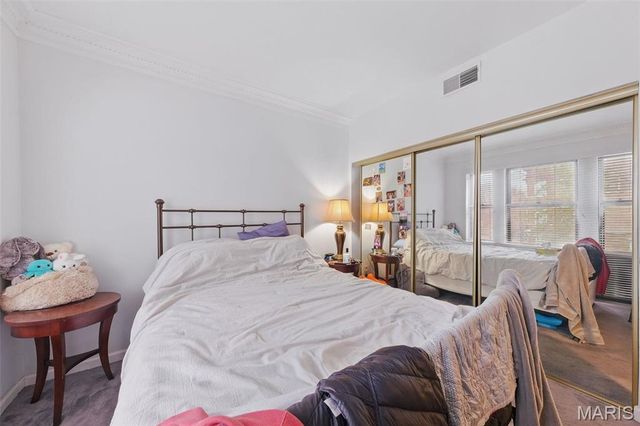 4500 McPherson Avenue 2W, St Louis, MO 63108