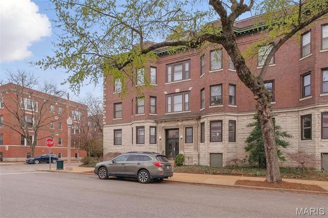 4500 McPherson Avenue 2W, St Louis, MO 63108