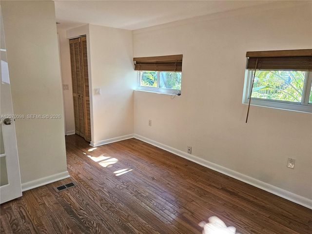 6624 SW 78th Terrace, South Miami, FL 33143
