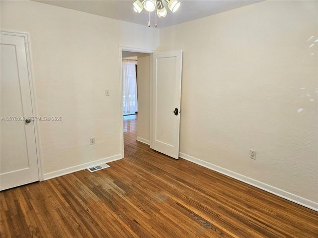 6624 SW 78th Terrace, South Miami, FL 33143