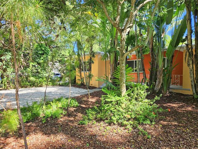 6624 SW 78th Terrace, South Miami, FL 33143