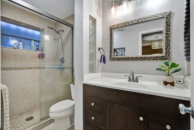 3665 NE 167th St 208, North Miami Beach, FL 33160