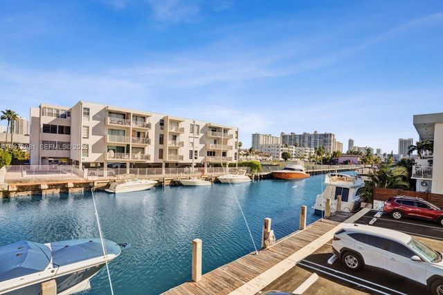 3665 NE 167th St 208, North Miami Beach, FL 33160