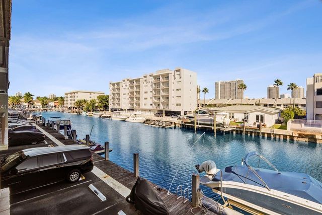 3665 NE 167th St 208, North Miami Beach, FL 33160