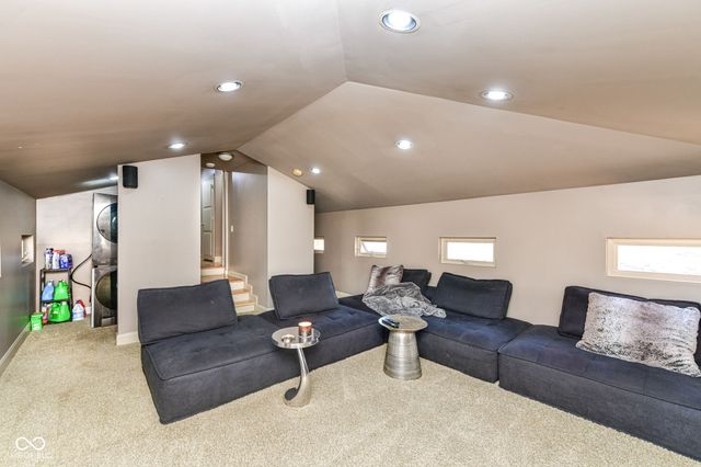 1870 E 106th Street, Carmel, IN 46032