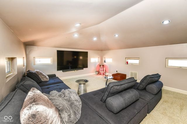 1870 E 106th Street, Carmel, IN 46032