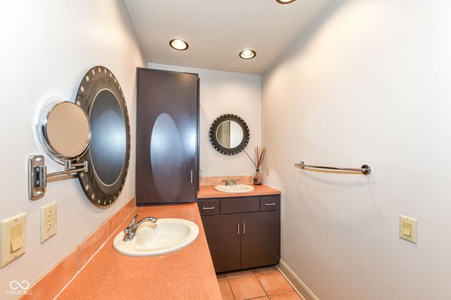 1870 E 106th Street, Carmel, IN 46032