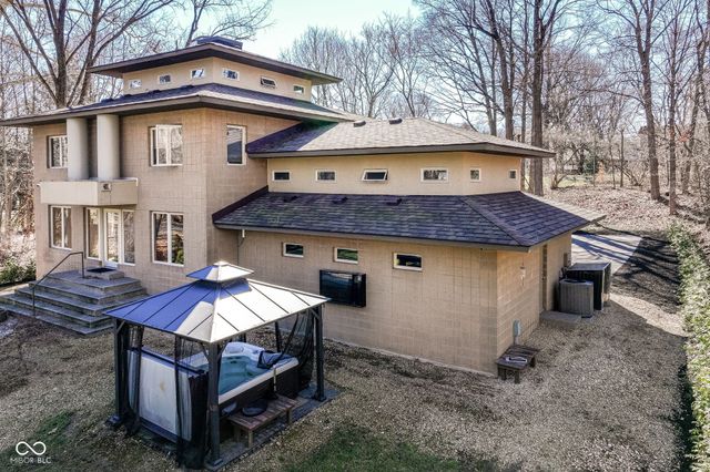 1870 E 106th Street, Carmel, IN 46032