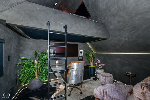 1870 E 106th Street, Carmel, IN 46032