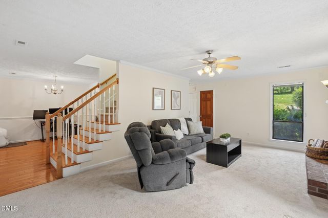118 Clancy Circle, Cary, NC 27511