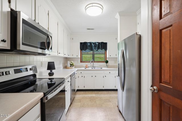 118 Clancy Circle, Cary, NC 27511