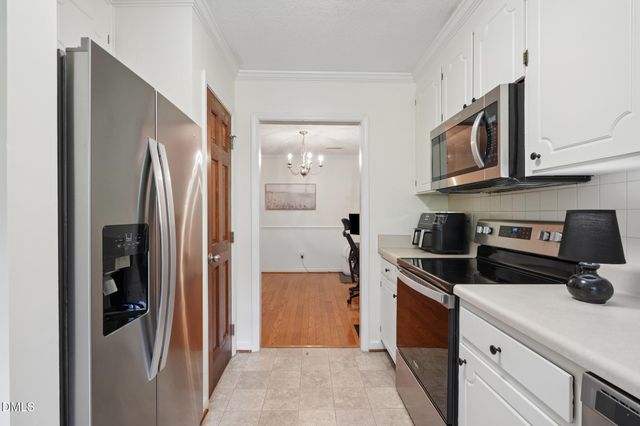 118 Clancy Circle, Cary, NC 27511