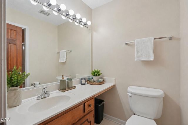118 Clancy Circle, Cary, NC 27511
