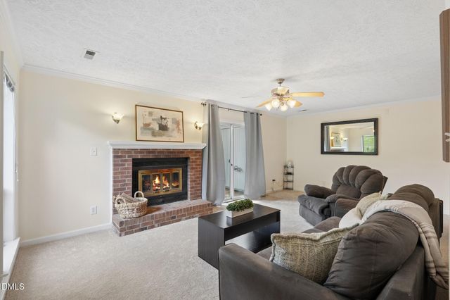 118 Clancy Circle, Cary, NC 27511