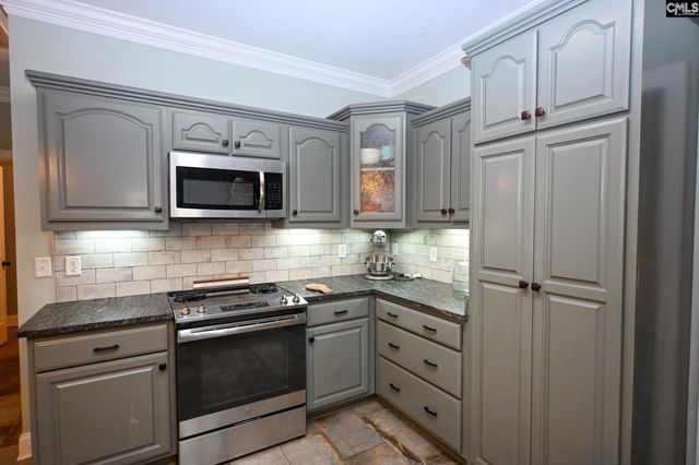 112 Pineoak Court, Leesville, SC 29070