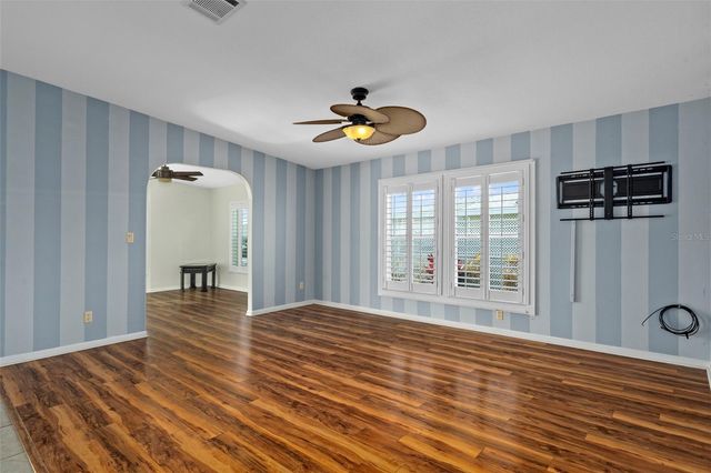 37635 GILL AVENUE, Zephyrhills, FL 33541