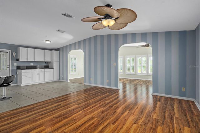 37635 GILL AVENUE, Zephyrhills, FL 33541