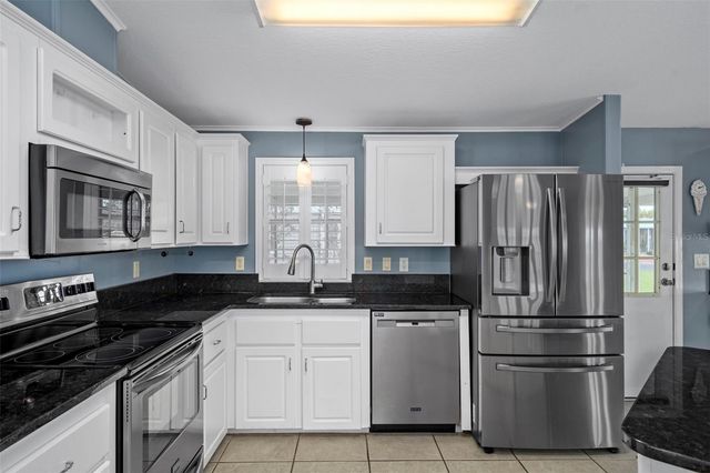 37635 GILL AVENUE, Zephyrhills, FL 33541