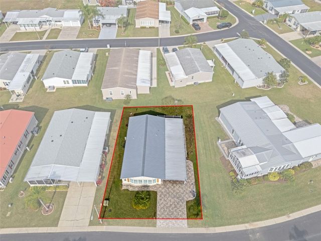 37635 GILL AVENUE, Zephyrhills, FL 33541