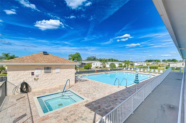 37635 GILL AVENUE, Zephyrhills, FL 33541