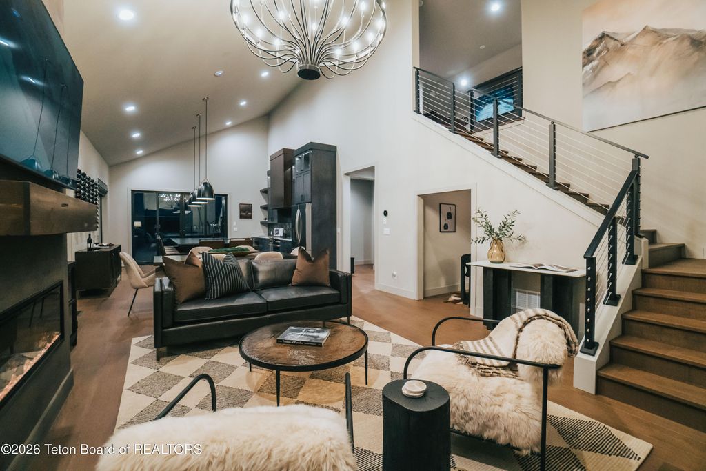 1016 IROQUOIS Avenue, Driggs, ID 83422 photo 6