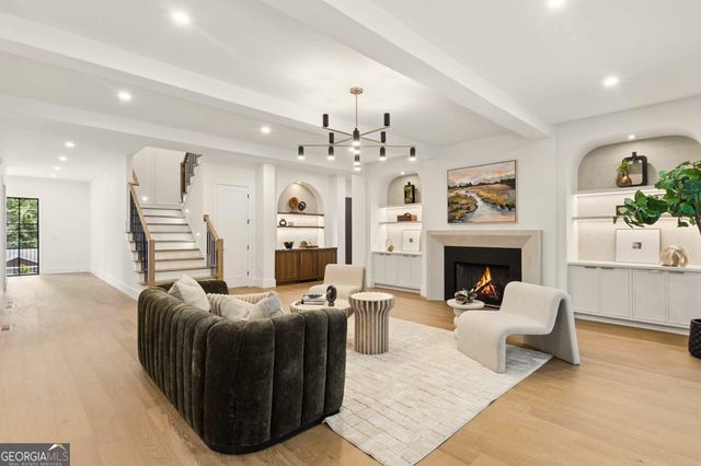 3035 Parkridge Drive NE, Brookhaven, GA 30319