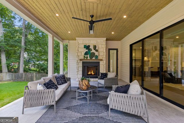3035 Parkridge Drive NE, Brookhaven, GA 30319
